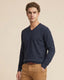 Sweater Guy Laroche V Neck SW00070 - Azul Oscuro - Modelo plano cercano