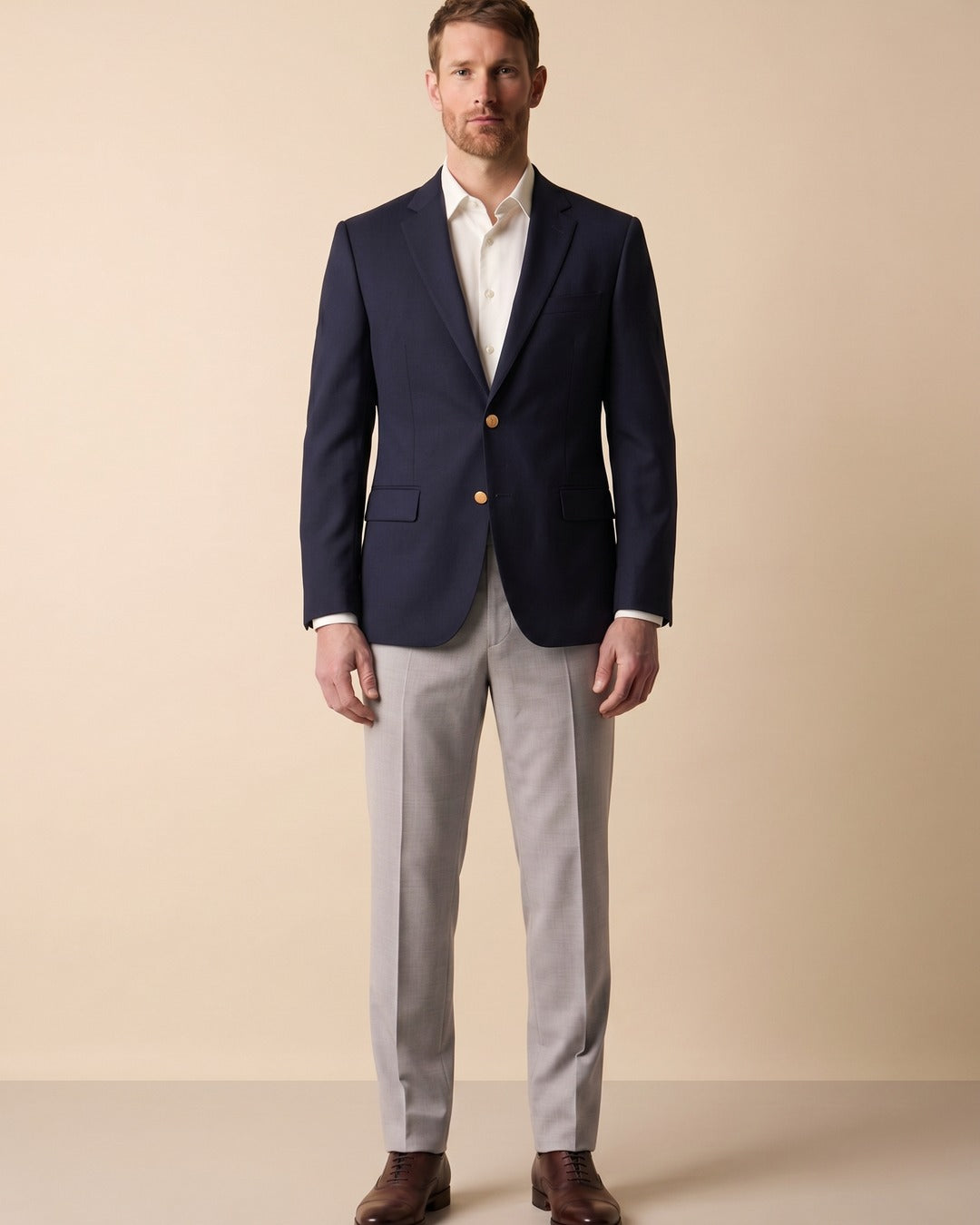 Saco Azul Oscuro Classic Fit Guy Laroche SA00034 - Azul Oscuro - Modelo cuerpo completo