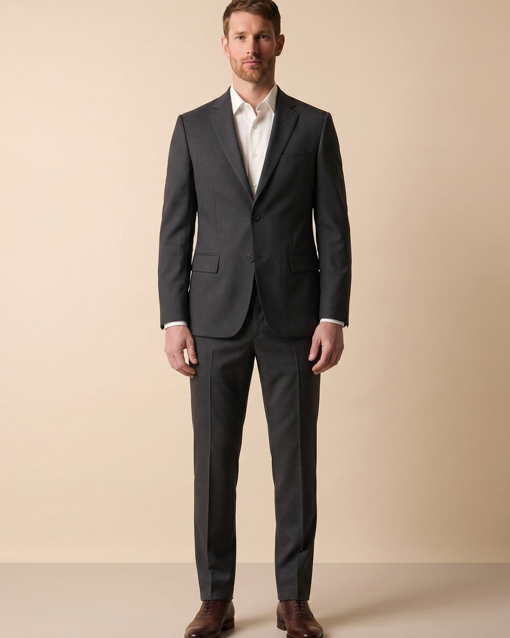 Vestido Classic Fit Guy Laroche VE00001 - gris-4 - Modelo cuerpo completo