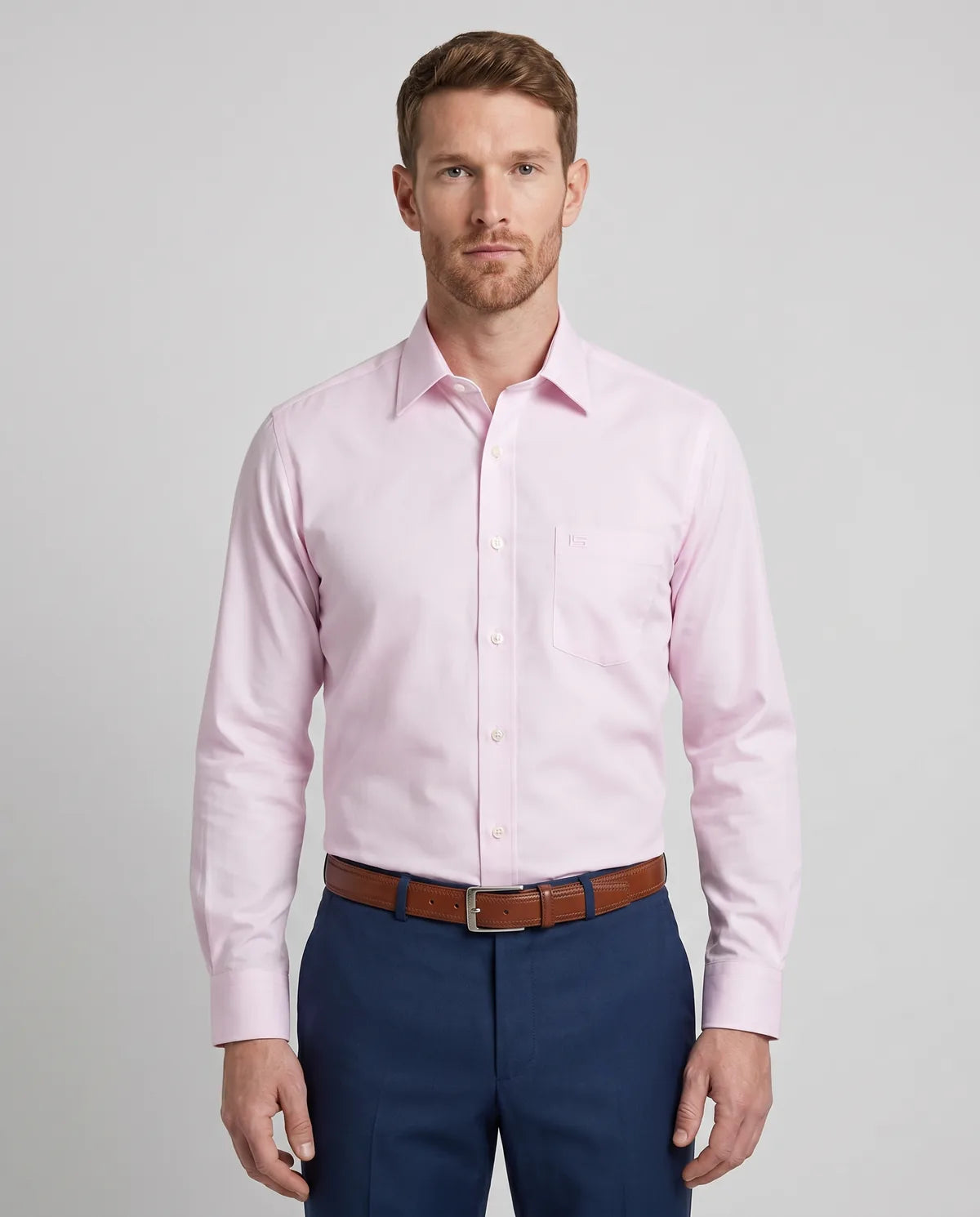 Camisa Formal Classic Fit Spread Collar Guy Laroche CC00001 - Rosa - Modelo frente medio Imagen principal del producto