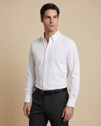 Camisa Sport Classic Fit Button Down Austin Reed CS00698K - Blanco - Modelo plano americano lookbook