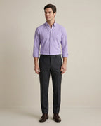 Camisa Sport Classic Fit Button Down Austin Reed CS00698K - Lila - Modelo cuerpo completo