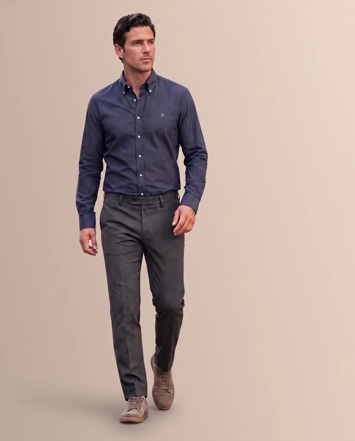 Camisa Sport Lineas Button Down Collar Classic Fit Brooks Brothers CS00949 - Modelo lifestyle Imagen principal del producto