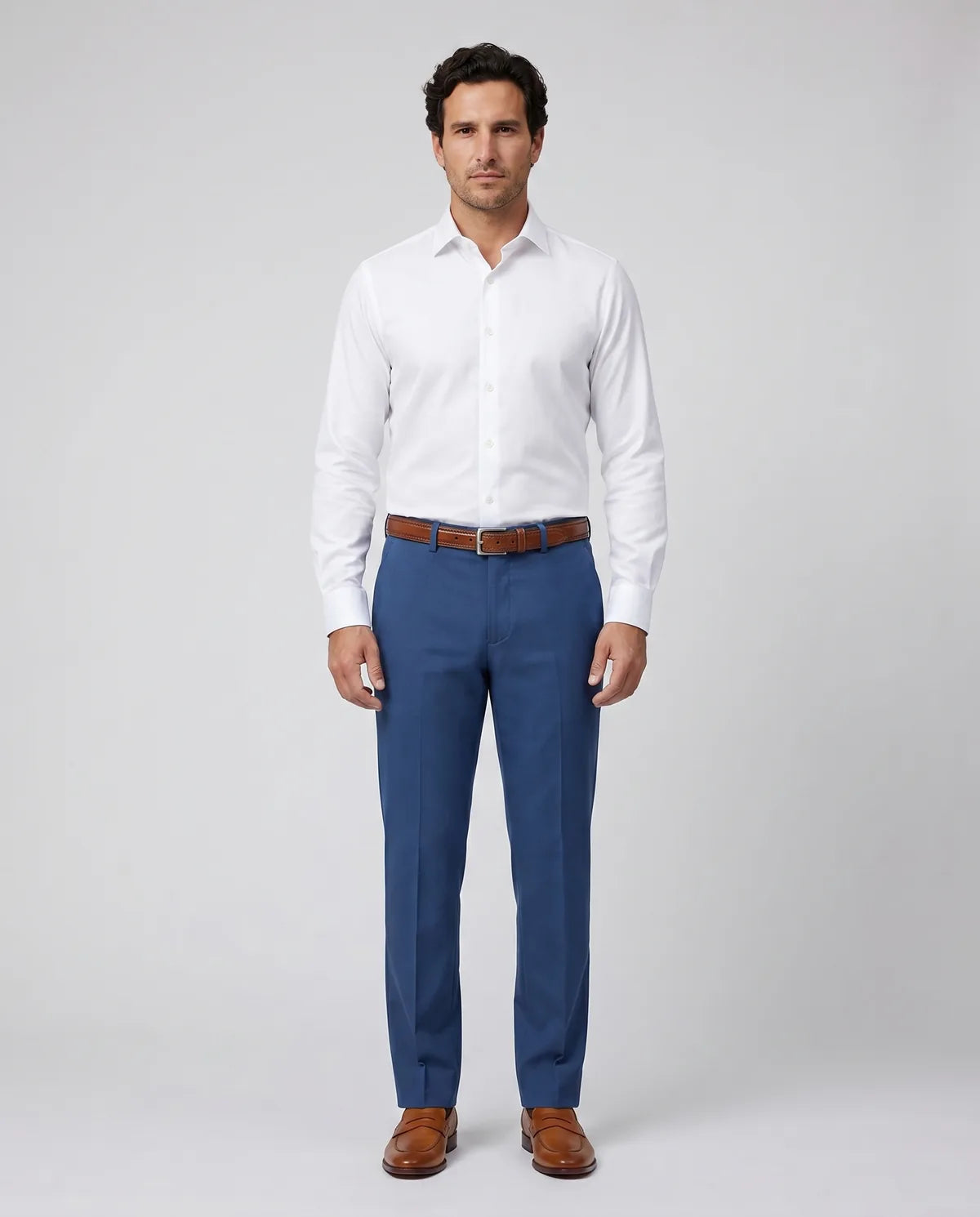 Pantalón Classic Fit Guy Laroche PF00004B - Azul Medio - Modelo cuerpo completo