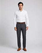 Pantalón Classic Fit Guy Laroche PF00004B - gris-4 - Modelo cuerpo completo