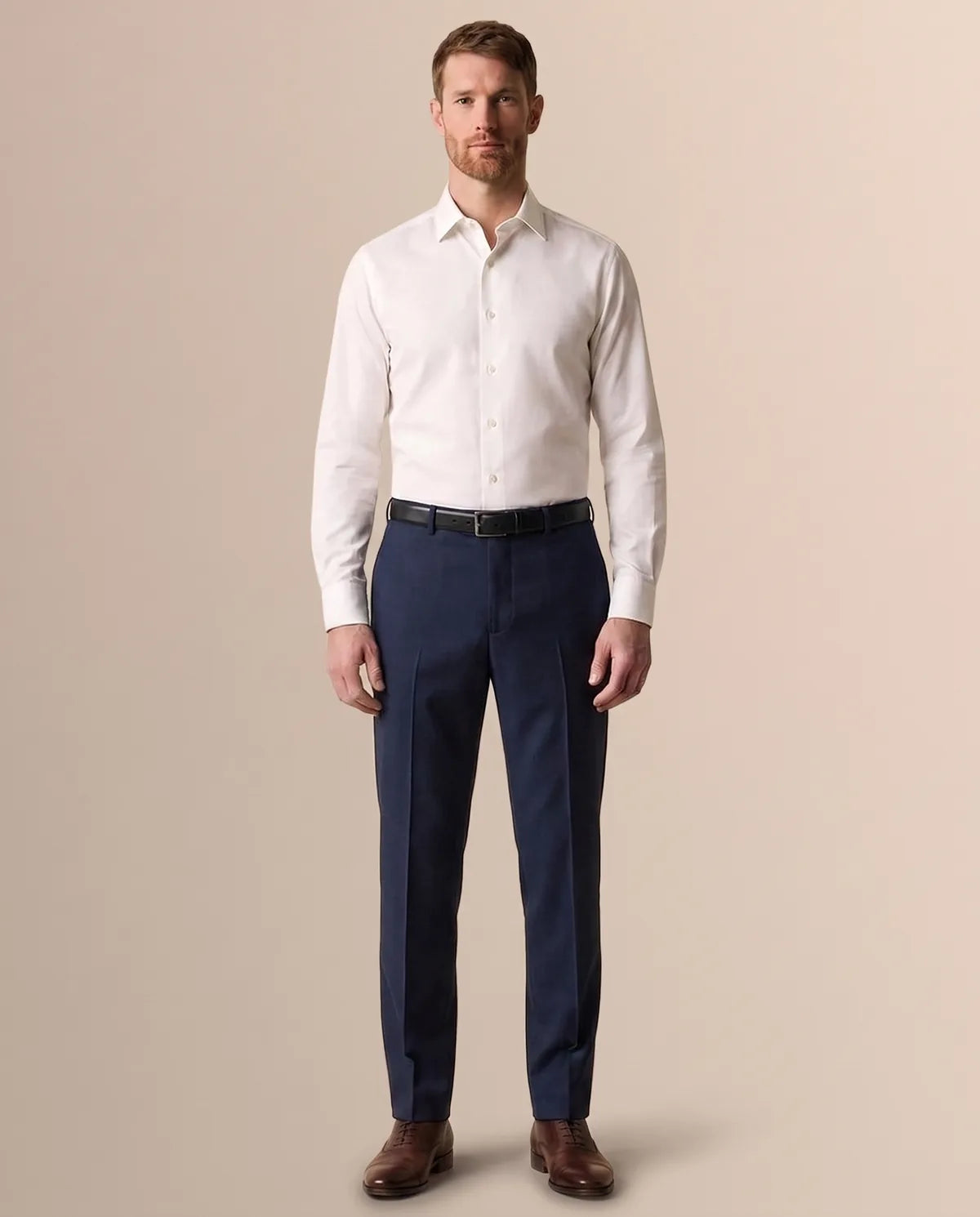 Pantalón Formal Brooks Brothers PF00184BB - Azul Oscuro - Modelo cuerpo completo Imagen principal del producto