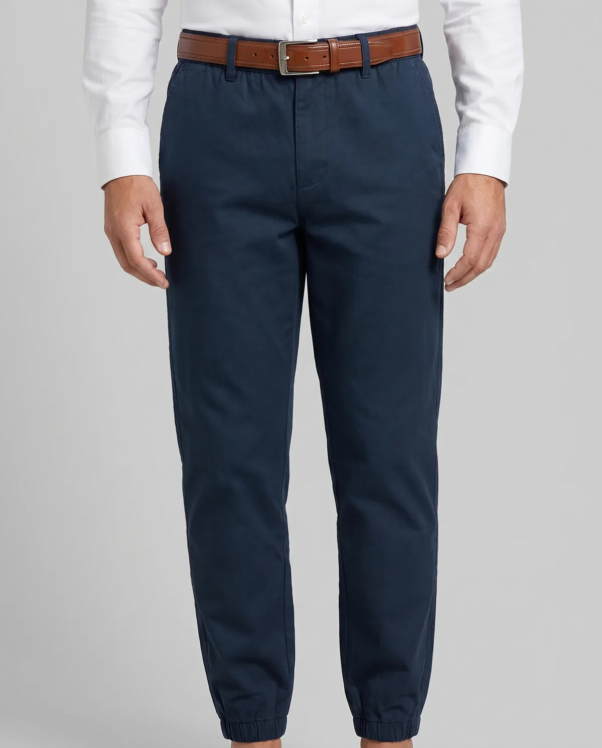 Pantalón Classic Fit Perry Ellis PS00146 - Azul Rey - Modelo frente medio Imagen principal del producto