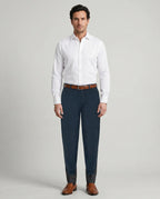 Pantalón Classic Fit Perry Ellis PS00146 - Azul Rey - Modelo cuerpo completo