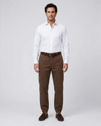 Pantalón Classic Fit Perry Ellis PS00146 - Cafe Claro - Modelo cuerpo completo