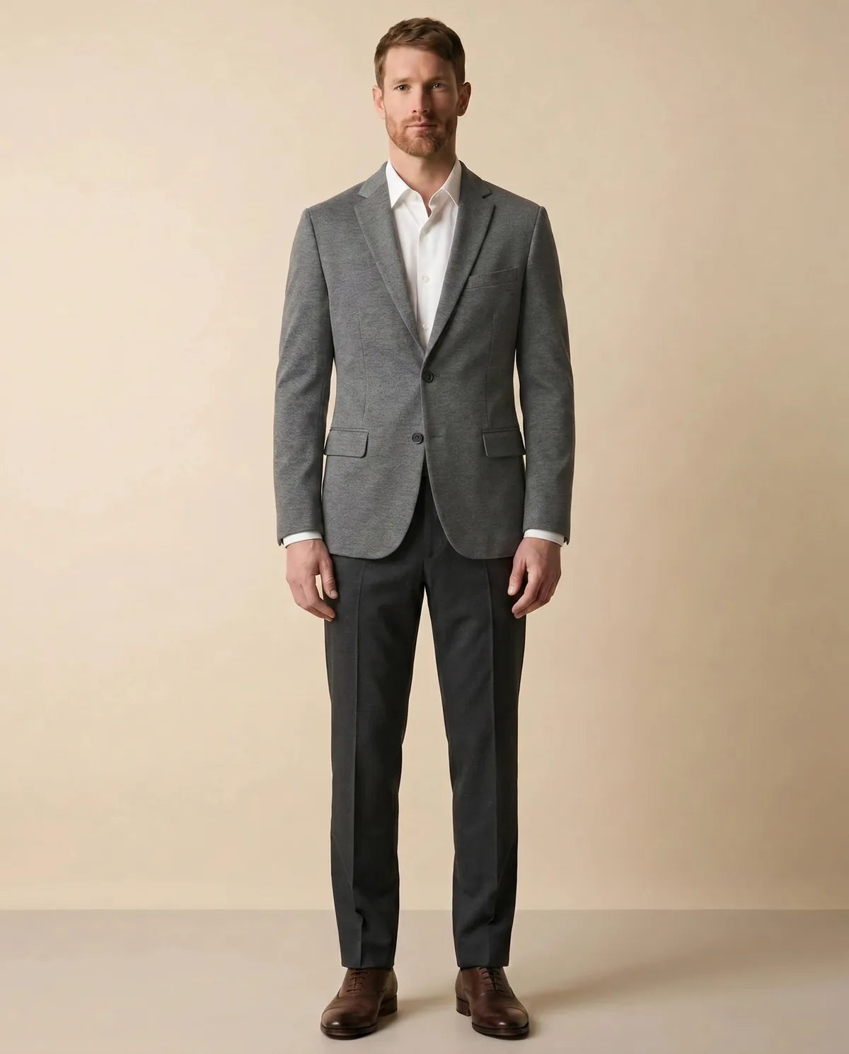 Saco Punto Classic Fit Austin Reed SA00489 - gris-4 - Modelo cuerpo completo