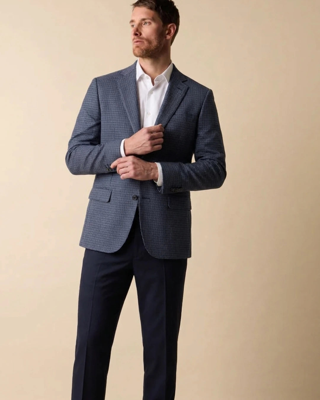 Saco Classic Fit 100% Lana Brooks Brothers SA00514 - Azul Oscuro - Modelo frente medio Imagen principal del producto