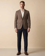 Saco Classic Fit 100% Lana Brooks Brothers SA00514 - Habano Medio - Modelo cuerpo completo