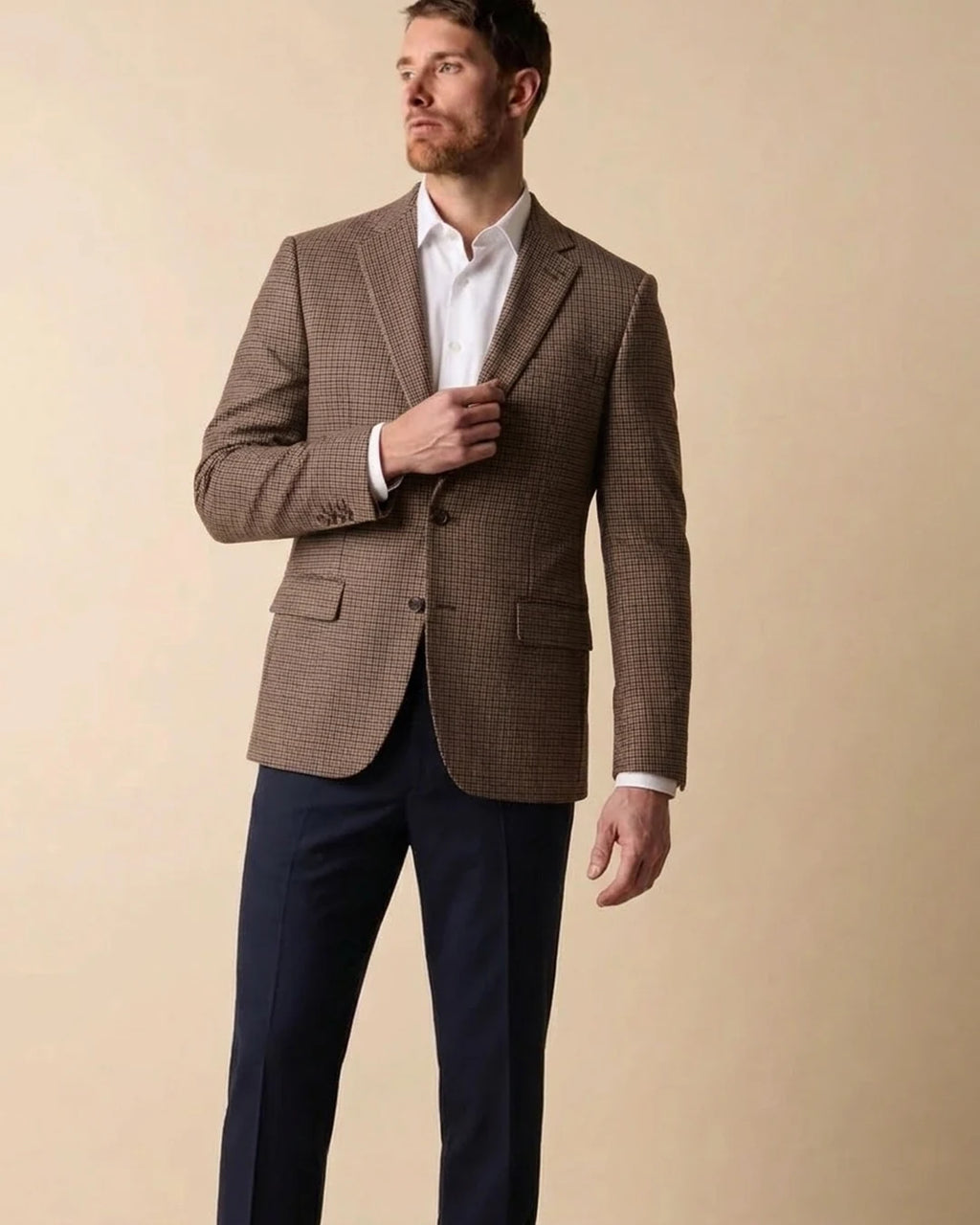 Saco Classic Fit 100% Lana Brooks Brothers SA00514 - Habano Medio - Modelo frente medio