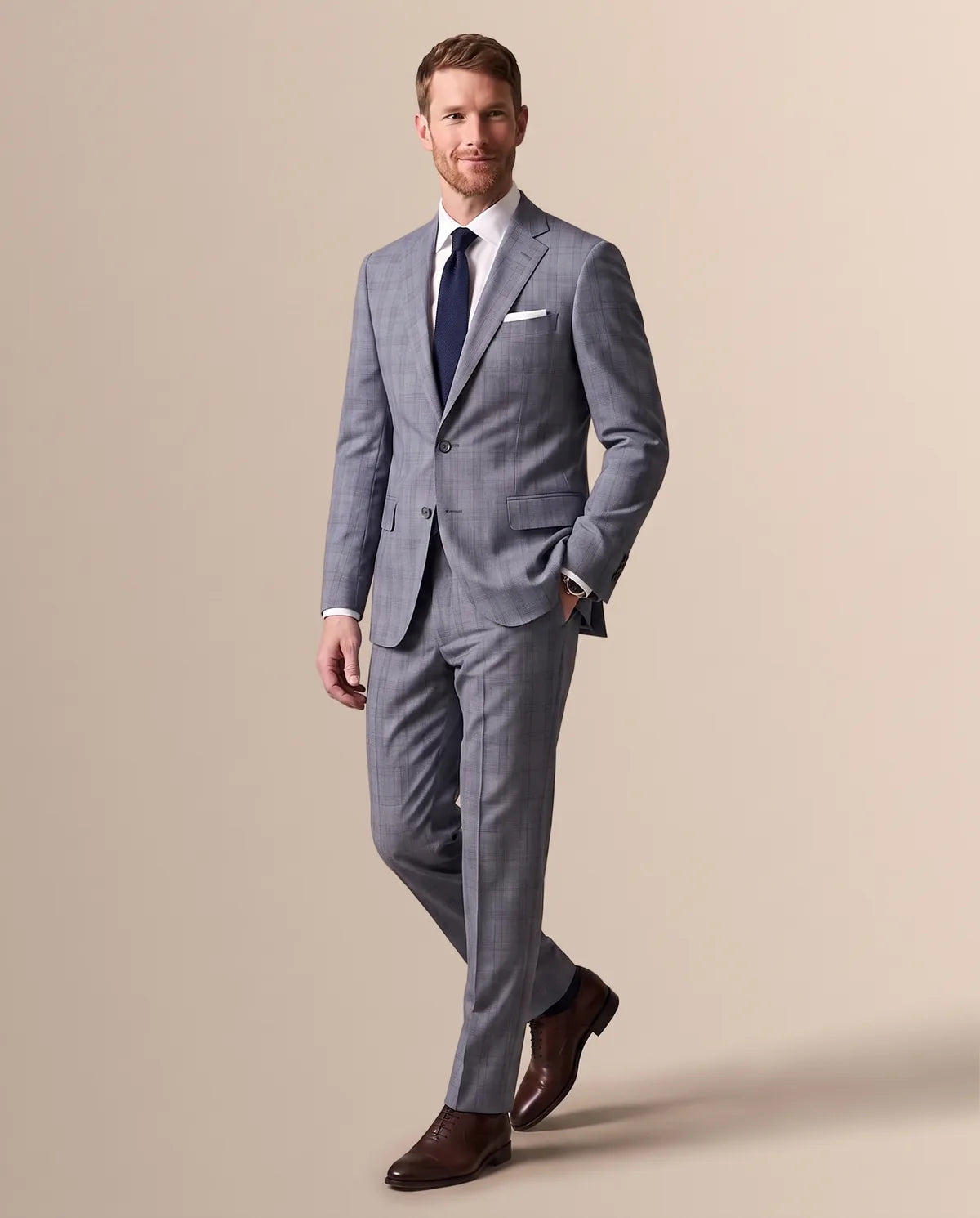 Vestido Classic Fit Gris Medio Brooks Brothers VE04251 - Gris Medio - Lifestyle editorial Imagen principal del producto