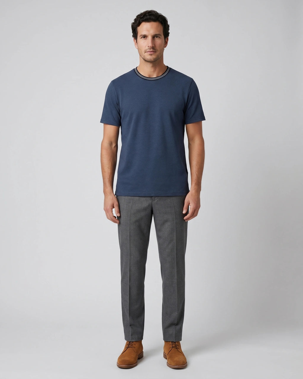 T-Shirt Perry Ellis TS00012 - Azul Oscuro - Modelo cuerpo completo