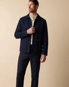 Chaqueta Paño Austin Reed CH00118 - Azul Oscuro - Modelo frente medio