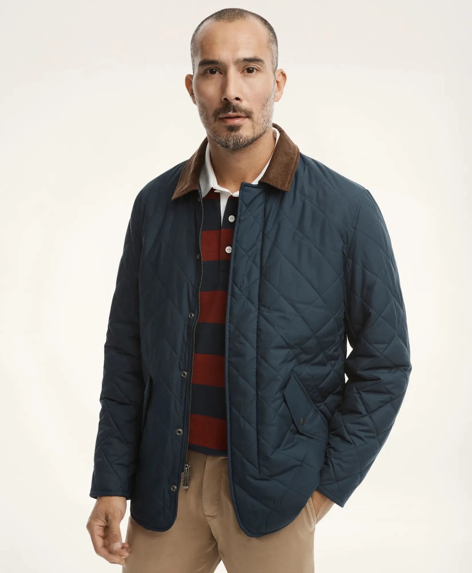 Chaqueta Acolchada (Diamond Liner) Brooks Brothers CH00131 - Azul Oscuro - Modelo frente medio