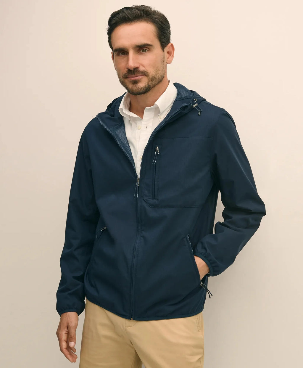 Chaqueta Performance Brooks Brothers CH00140 - Modelo frente medio