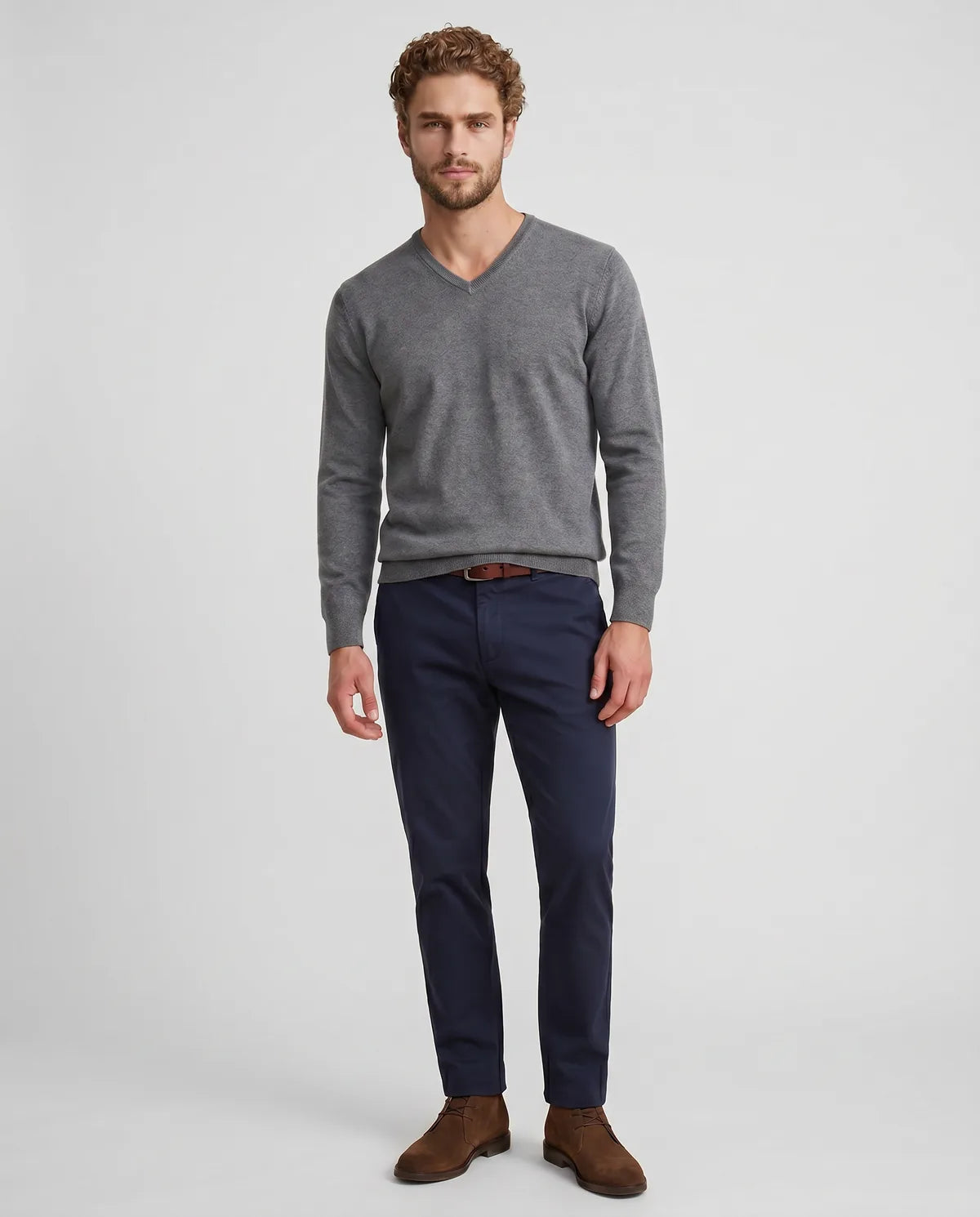 Sweater Guy Laroche V Neck SW00070 - gris-4 - Modelo cuerpo completo
