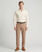 Camisa Sport Classic Fit Perry Ellis CS00918 - Habano Claro - Modelo cuerpo completo
