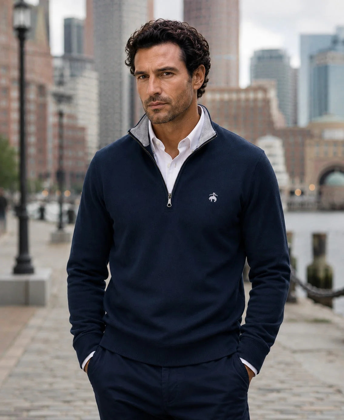 Sweater Algodón 100% Brooks Brothers SW00125 - Azul Oscuro - Modelo lifestyle