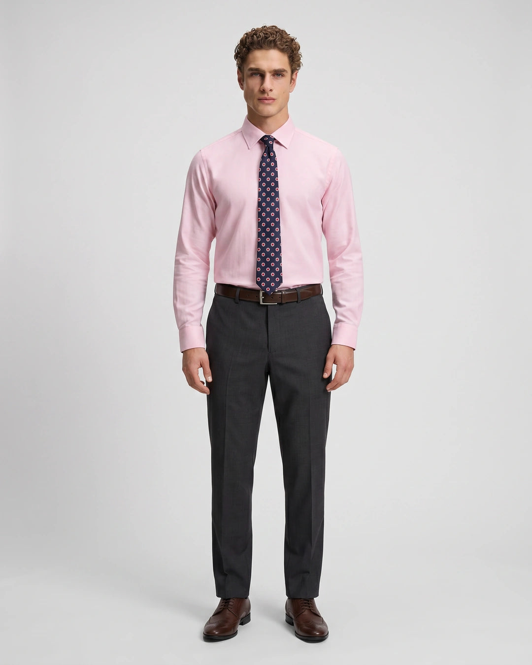 Camisa Formal Rosada Spread Collar Brooks Brothers CC01075 - Rosada - Modelo cuerpo completo
