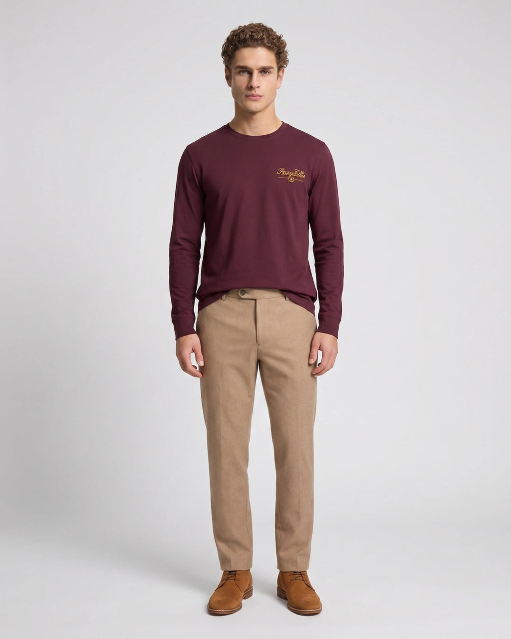 T-Shirt Perry Ellis Manga Larga TS00021 - Vino - Modelo cuerpo completo
