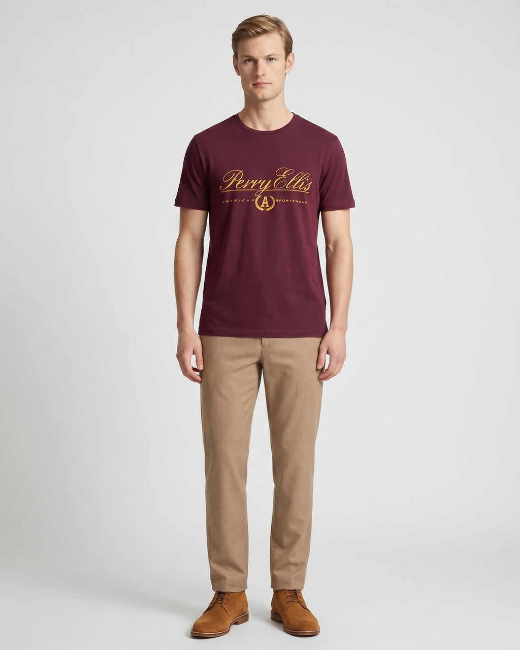 T-Shirt Perry Ellis TS00020 - Vinotinto - Modelo cuerpo completo